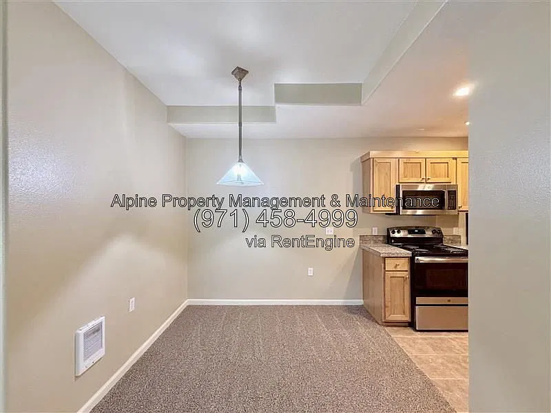 2 bed, 1.0 bath, 749 sqft, $1,625 — Photo 4