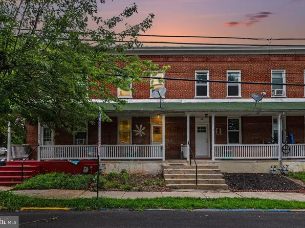 453 W Penn St, Carlisle, PA 17013