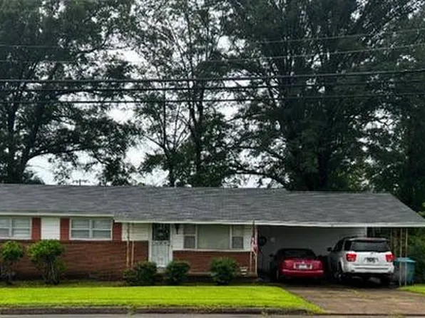 7 Jones Rd, Grenada, MS 38901