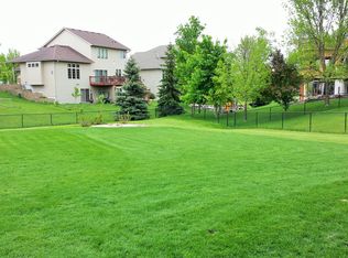 2393 Ponds Way, Shakopee, MN 55379