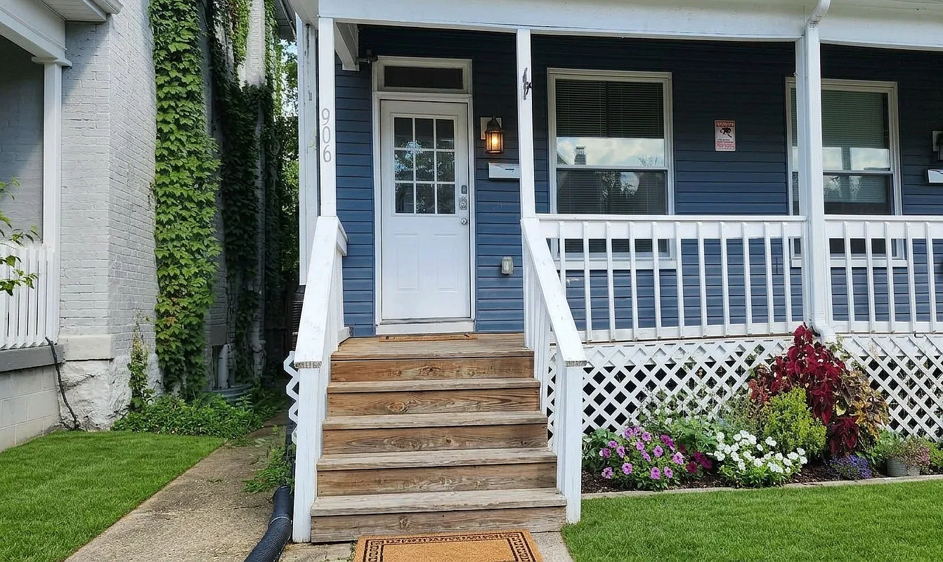 3 bed, 1154 sqft, $1,350 — Photo 1