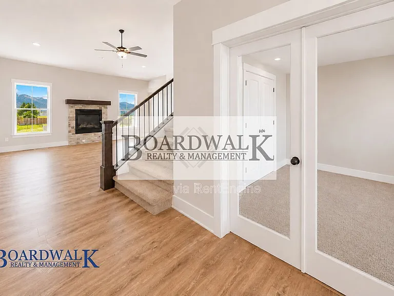 7778 N Center St #1 — Photo 3