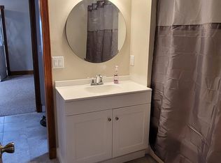 929 22nd Ave SW, Cedar Rapids, IA 52404