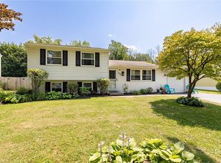 123 Burning Brush Dr, Rochester, NY 14606