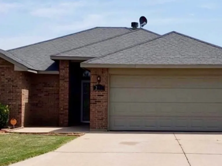 233 Sugarloaf Ave — Photo 1