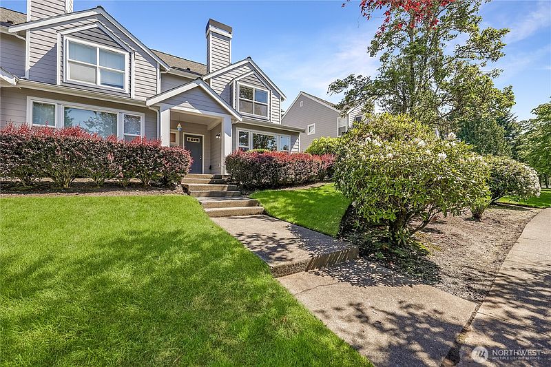 3rd image of 11520 Maple Court