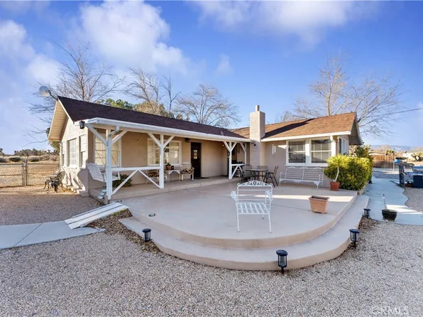 9488 Trinidad Rd, Phelan, CA 92371