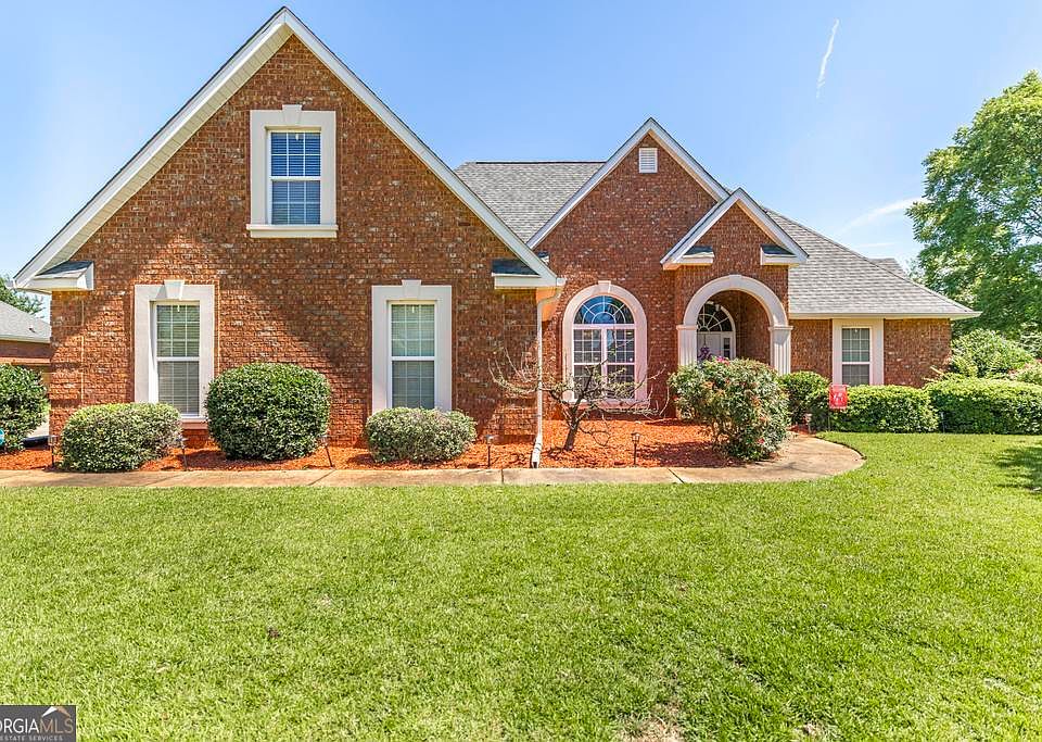 1st image of 608 Twelve Oaks Dr