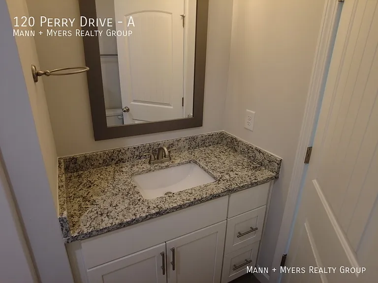 120 Perry Dr #A — Photo 24
