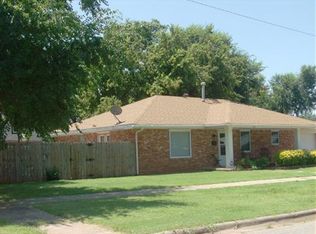 500 W 4th St, Hobart, OK 73651
