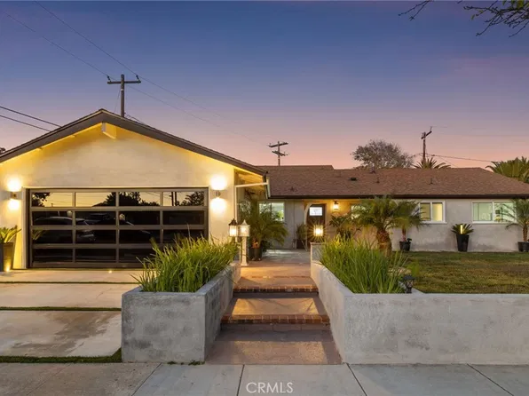 2750 San Carlos Ln, Costa Mesa, CA 92626