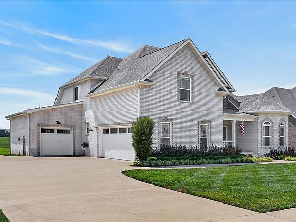 3rd image of 1141 Archibald Dr