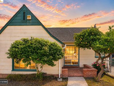5465 Holland St, Oakland, CA, 94601