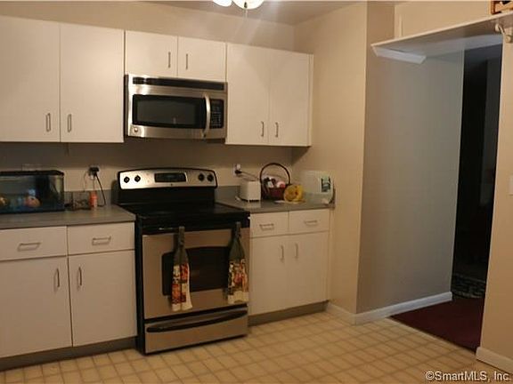 5th image of 97 Richards Ave APT A4