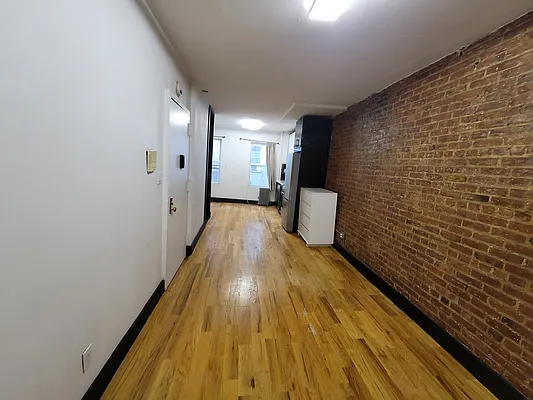 Rented by PL Realty | media 6