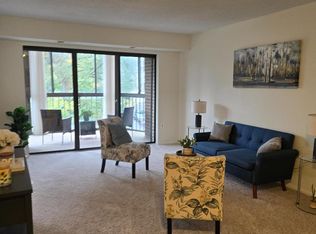 15107 Interlachen Dr UNIT 2-321, Silver Spring, MD 20906