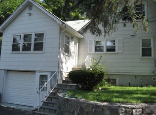 32 Lakeview Dr, Brewster, NY 10509