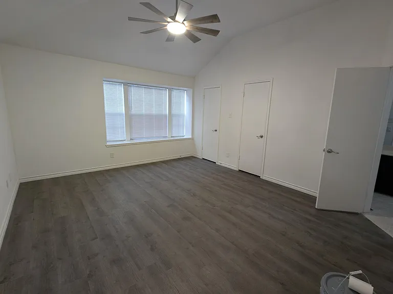 9202 Proclamation Dr — Photo 13
