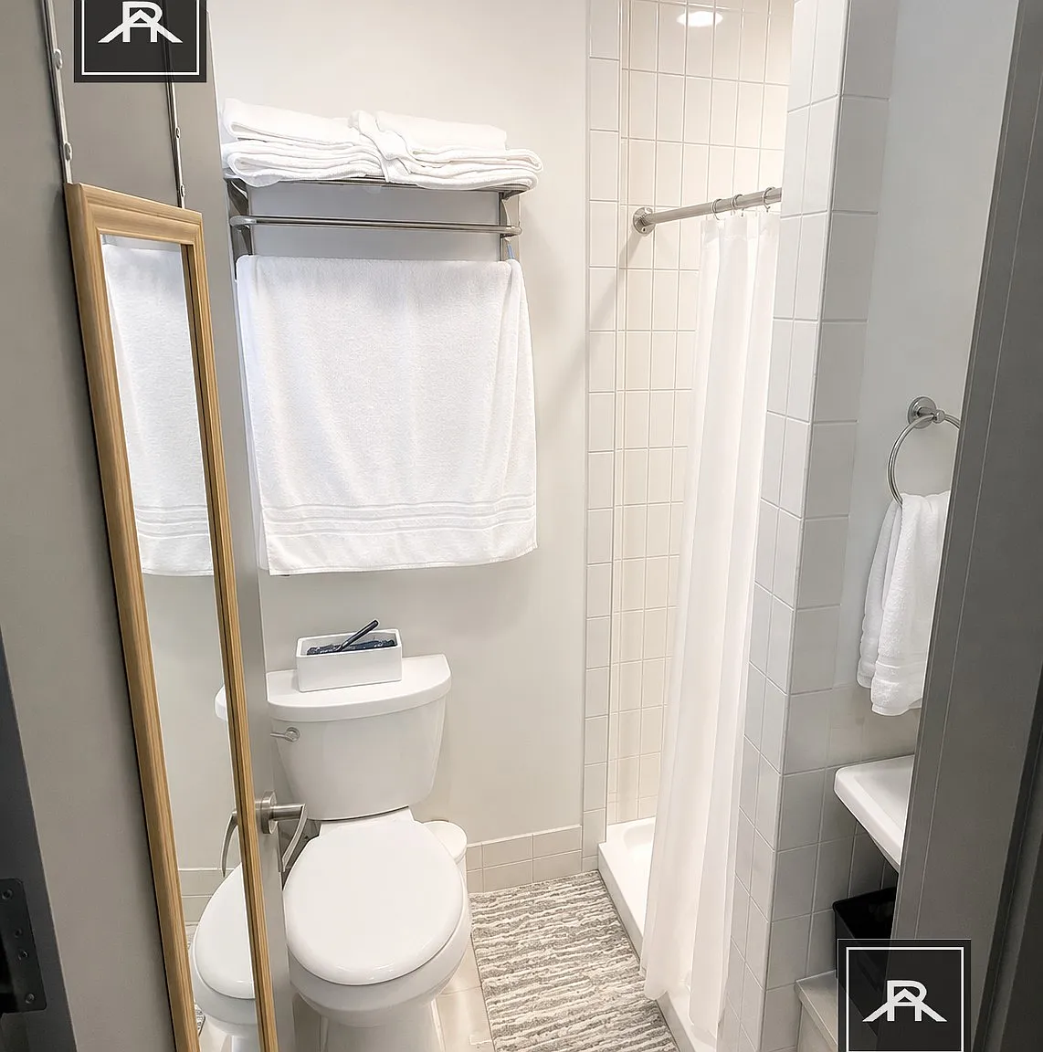 Studio, 1.0 bath, $2,250 — Photo 1