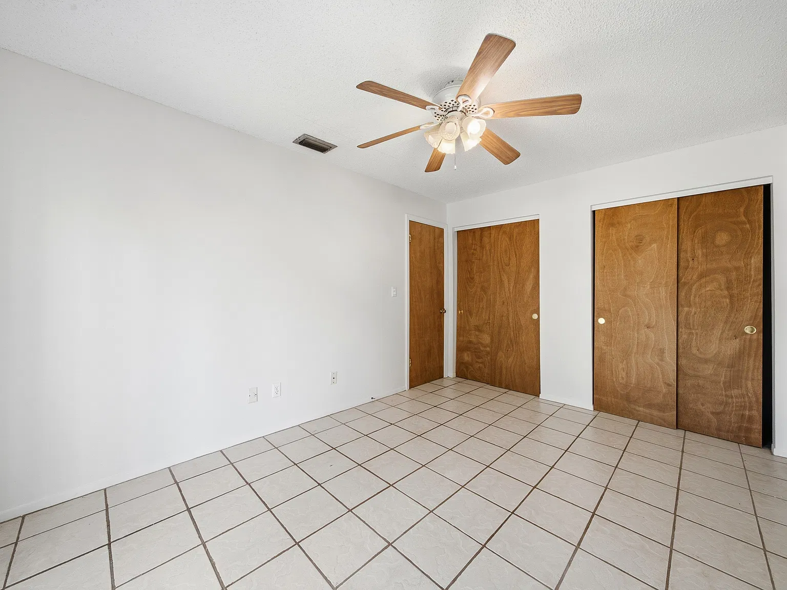2 bed, 778 sqft, $1,600 — Photo 4