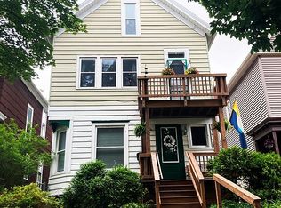 337 E Wilson St, Milwaukee, WI 53207