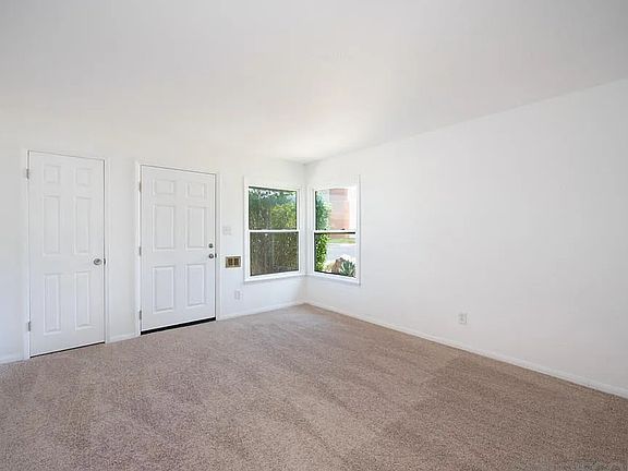 5th image of 491 E Kimball St #3