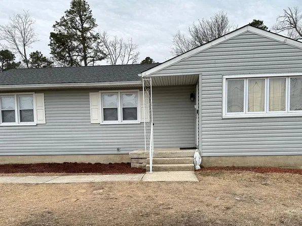 313 W Collings Dr, Williamstown, NJ 08094