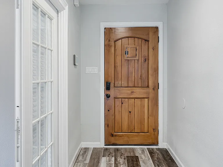 2969 Leahy Dr — Photo 16