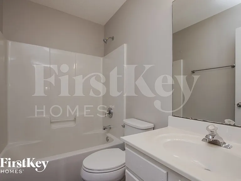 5802 Crosswinds Ct — Photo 13