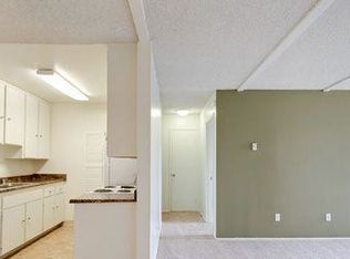 665 S Nardo Ave APT S1, Solana Beach, CA 92075