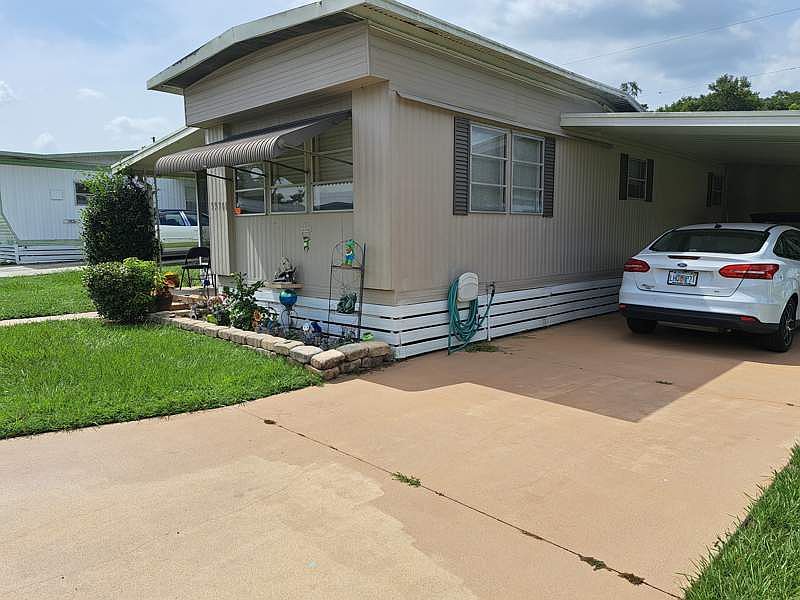 1st image of 39701 Sweetgum Ave