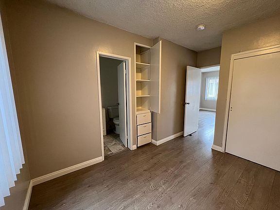 3rd image of 225 Palmetto Dr