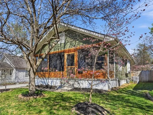 4719 Canterbury Rd, Mission, KS 66205