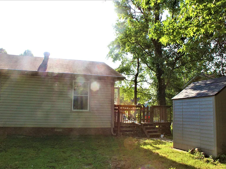 575 Bridgette Dr — Photo 6