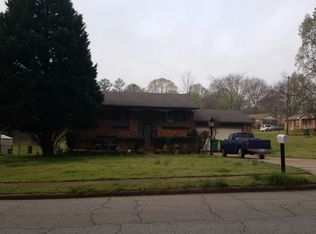 5737 Phillips Dr, Forest Park, GA 30297