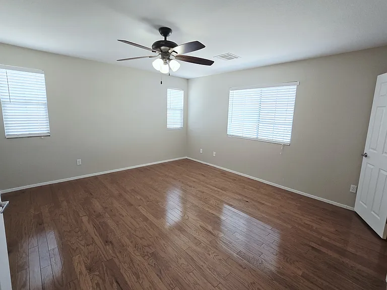1035 Appaloosa Hills Ave — Photo 32