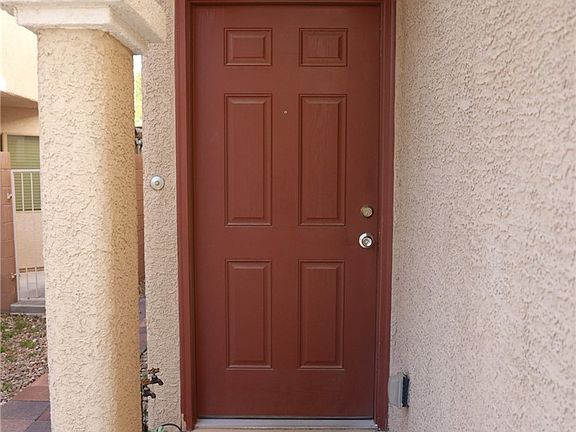3rd image of 2851 Rough Green St