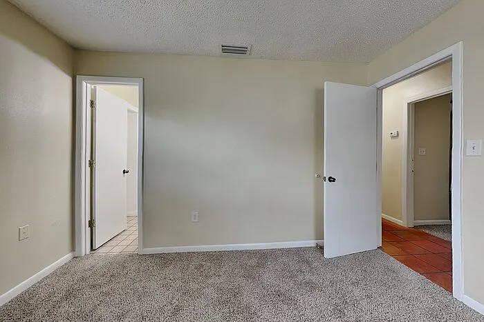 1175 Luke Ave — Photo 16