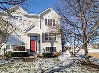 919 S Darla Ct, Waukegan, IL 60085