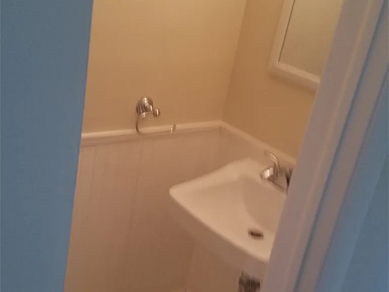 4 Chelsea Cir — Photo 11