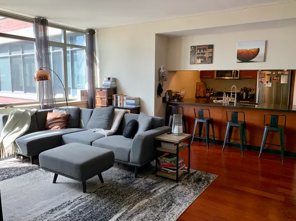 1485 5th Avenue image 1 of 10