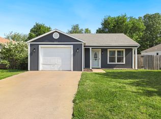 2507 SE 4th St, Bentonville, AR 72712