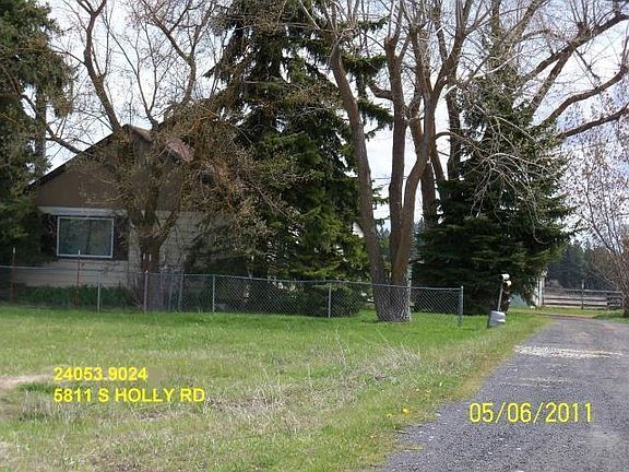 2nd image of 5811 S Holly Rd