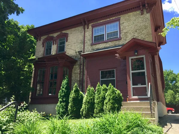15-19 College Ave NE, Grand Rapids, MI 49503