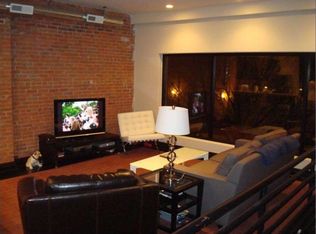 617 E Monroe St, Springfield, IL 62701