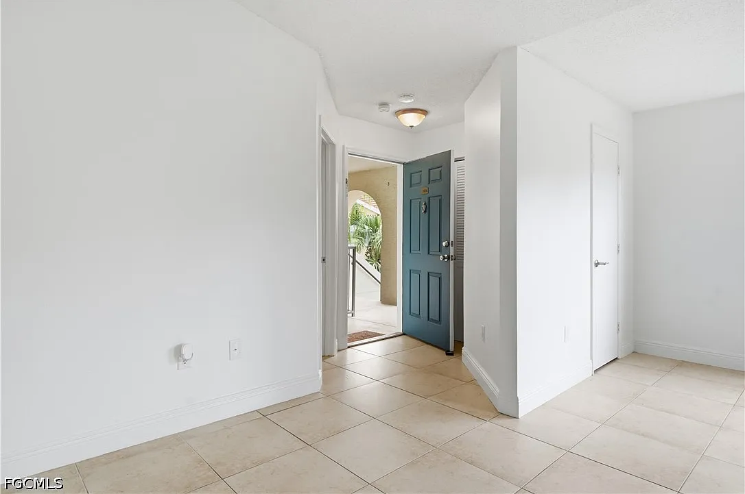 3 bed, 2.0 bath, 1154 sqft, $1,650 — Photo 4