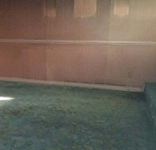 2nd image of 715 Wilson Rd