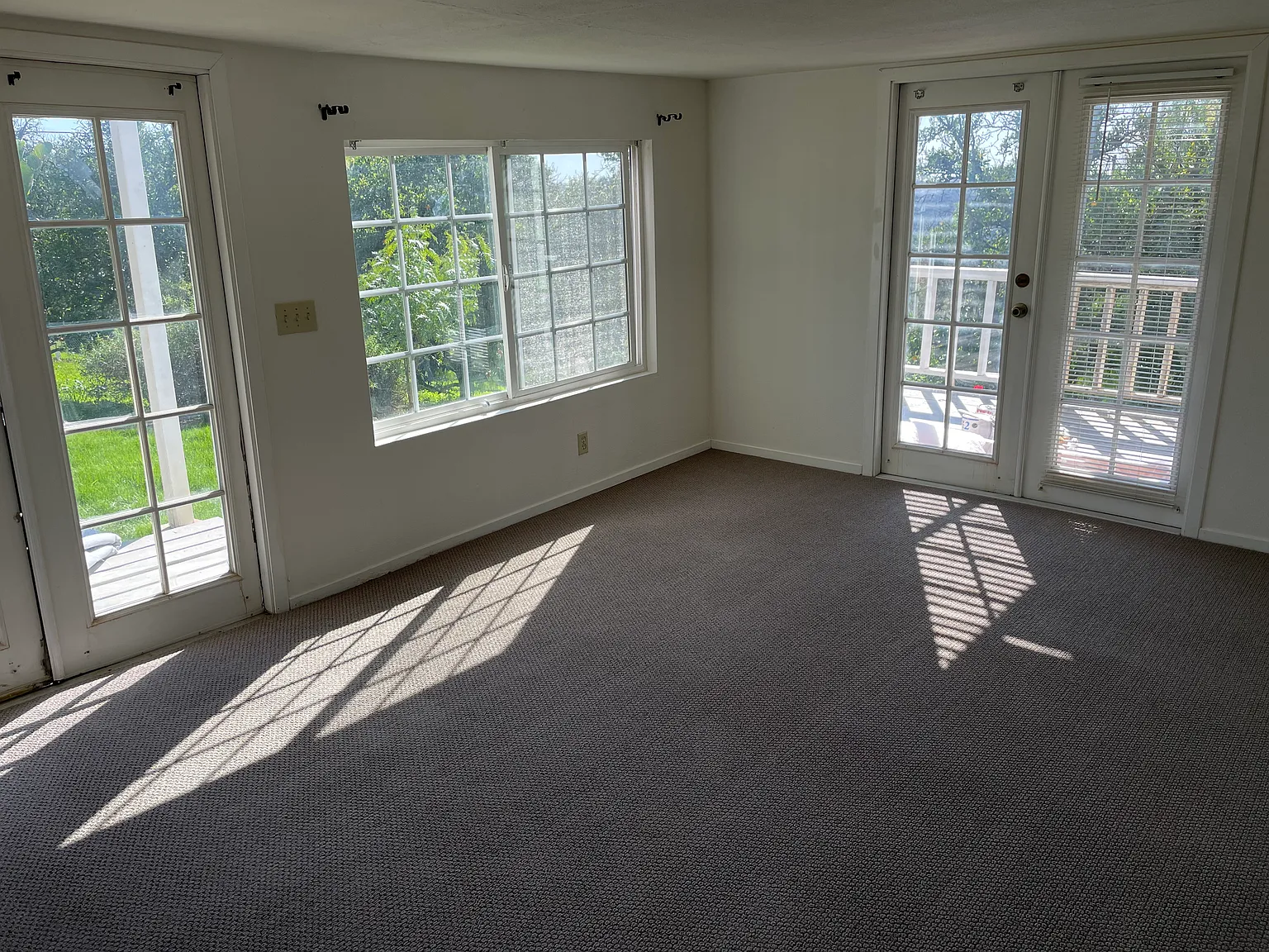 13446 Hilldale Rd — Photo 4