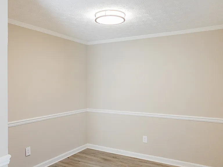 Twin Springs Apartments — Photo 10