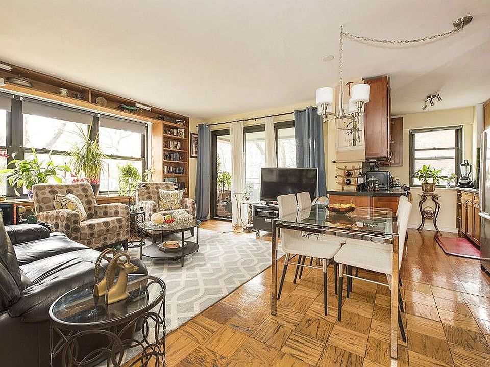 1st image of 210 Broadway #G106